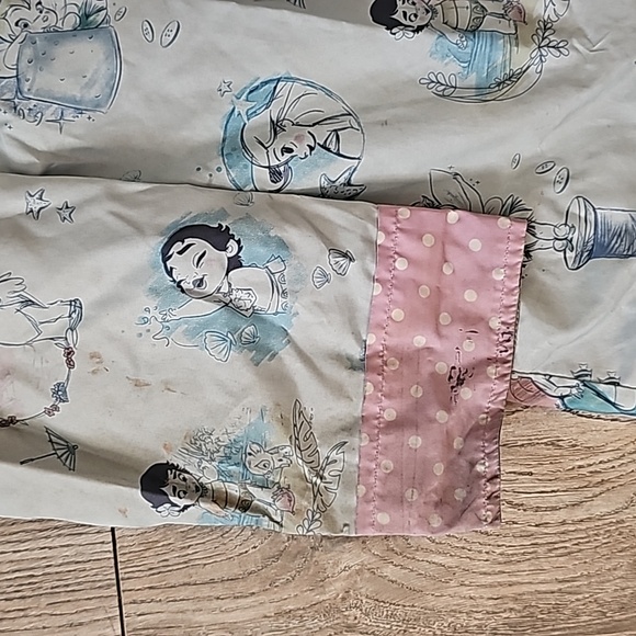 Disney Store Animators reversible jacket kids 7/8 hoodie multicolored print i7 - Picture 4 of 11